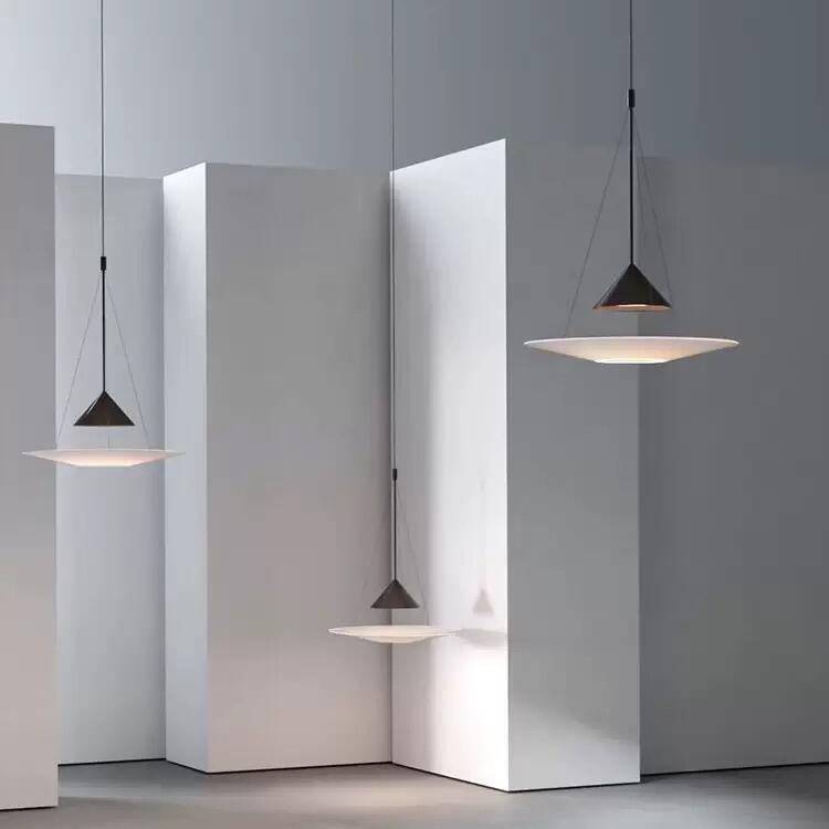 How Hanging Lamps Can Transform Your Dining Room Experience