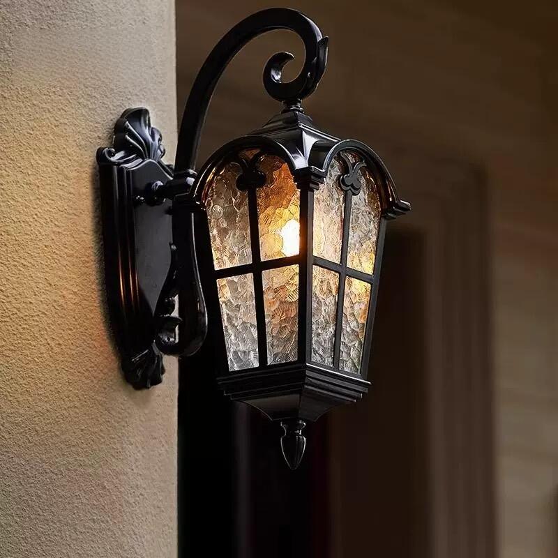 외부 조명용 벽 랜턴 중 어떤 스타일이 현재 인기 있는가?