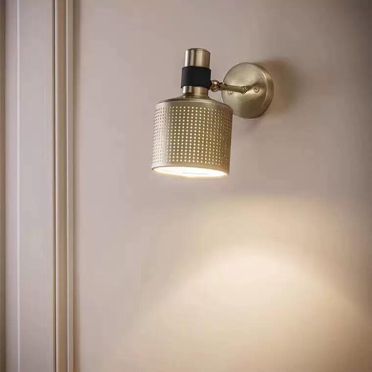 What Are the Top Features to Look for in Wall Mounted Lighting?