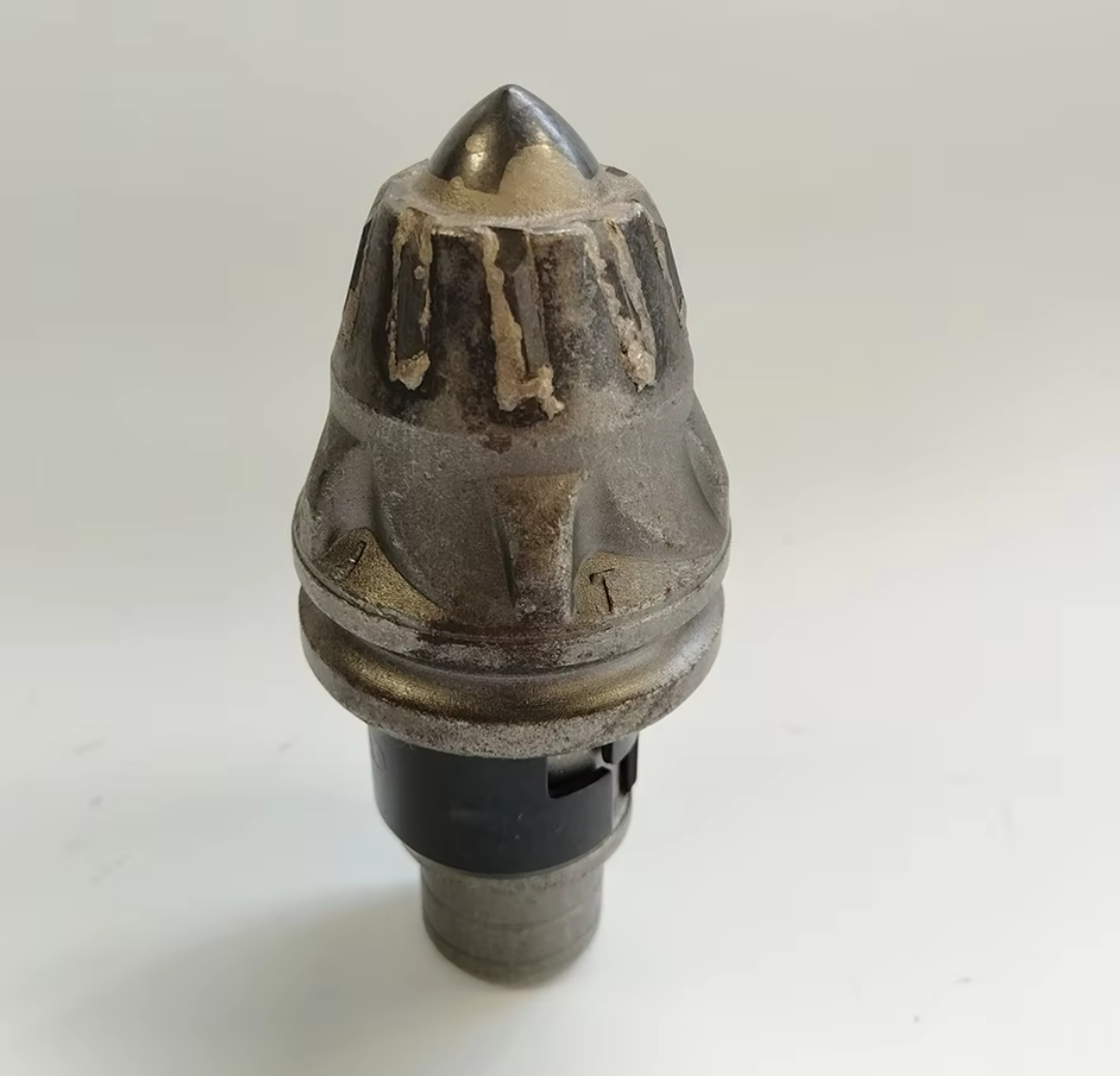 Adaptation des jeux de forets aux conditions de sol et de roche pour le forage de fondations