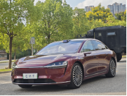 Electric Sedans Are More Comfortable for Daily Commuting
