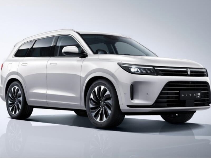 Advisers Identity with Customers’ Preferences and The Lifestyle a Customer is Aiming For.