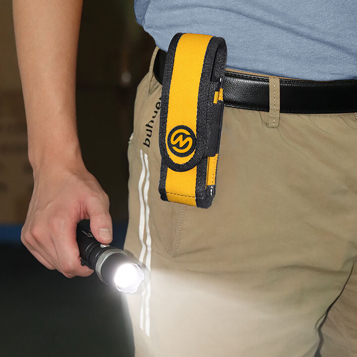 1.2 Flashlight Sheath 应用场景图.jpg