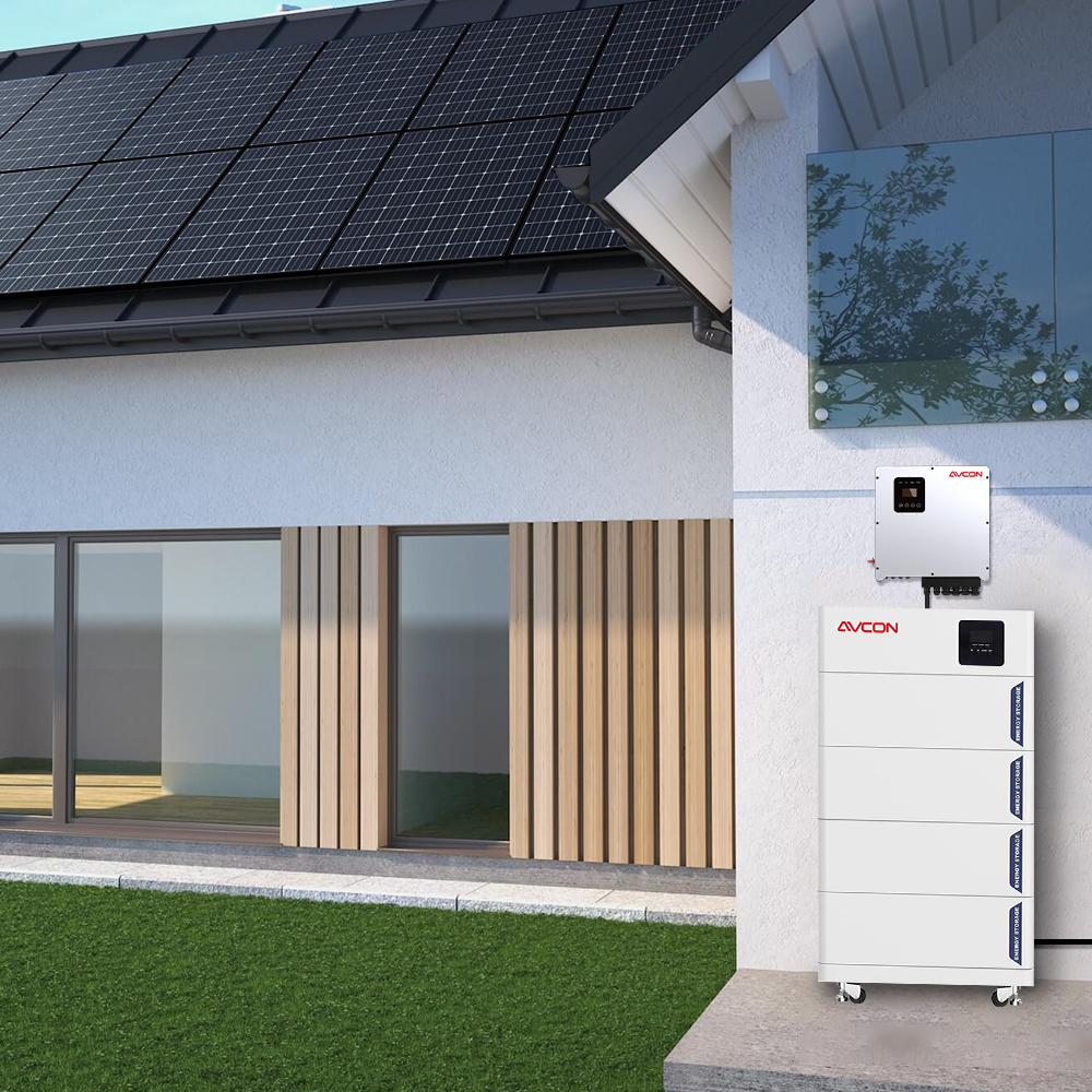 Sluneční panely a baterie: Komplexní energetické řešení