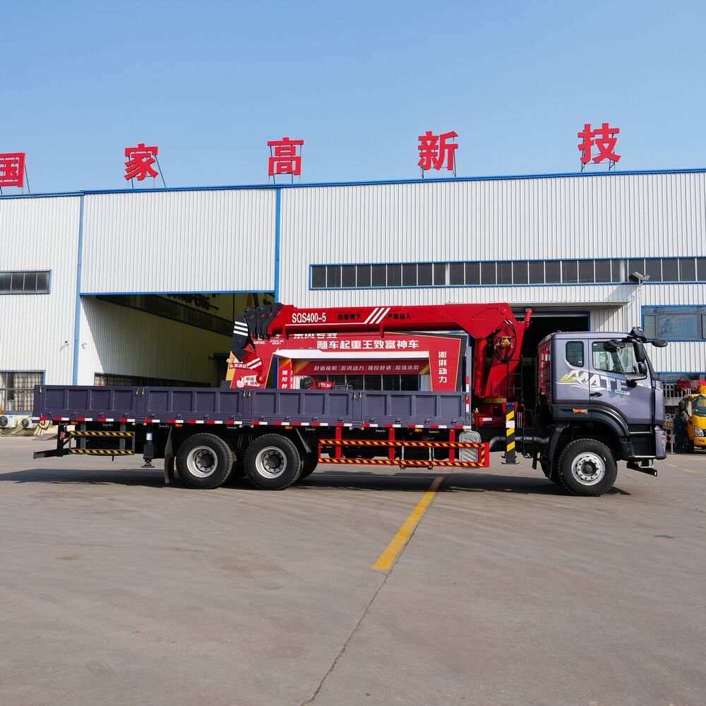 12 tonnali SINOTRUK HOWO avtokrana