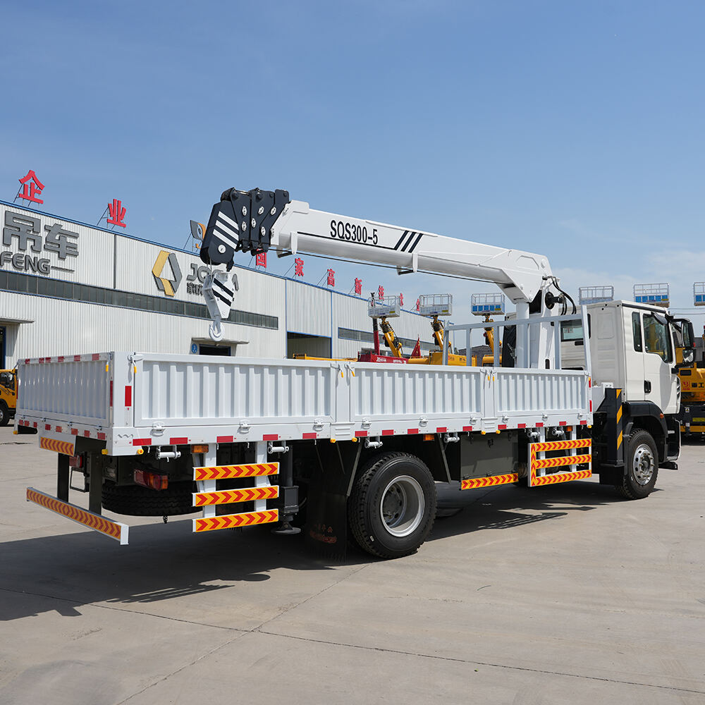 8 Ton HOWO Truck Mounted Crane