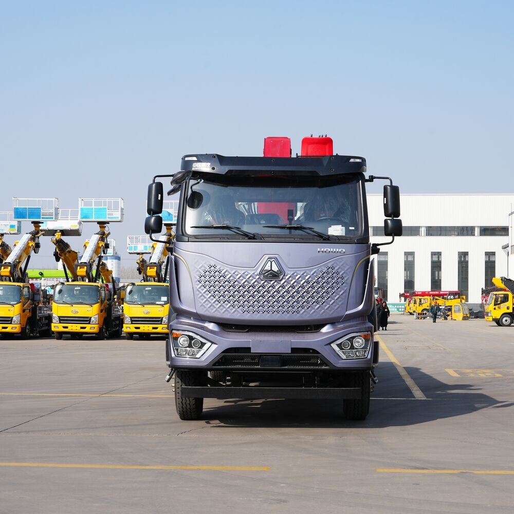 12 tonnali SINOTRUK HOWO avtokrana