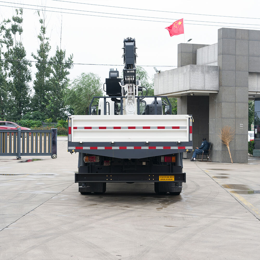 10 टन ISUZU GIGA ट्रक माउन्टेड क्रेन