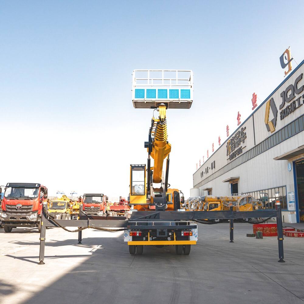 35M ISUZU Luftarbeitsfahrzeug mit Doppelcabine