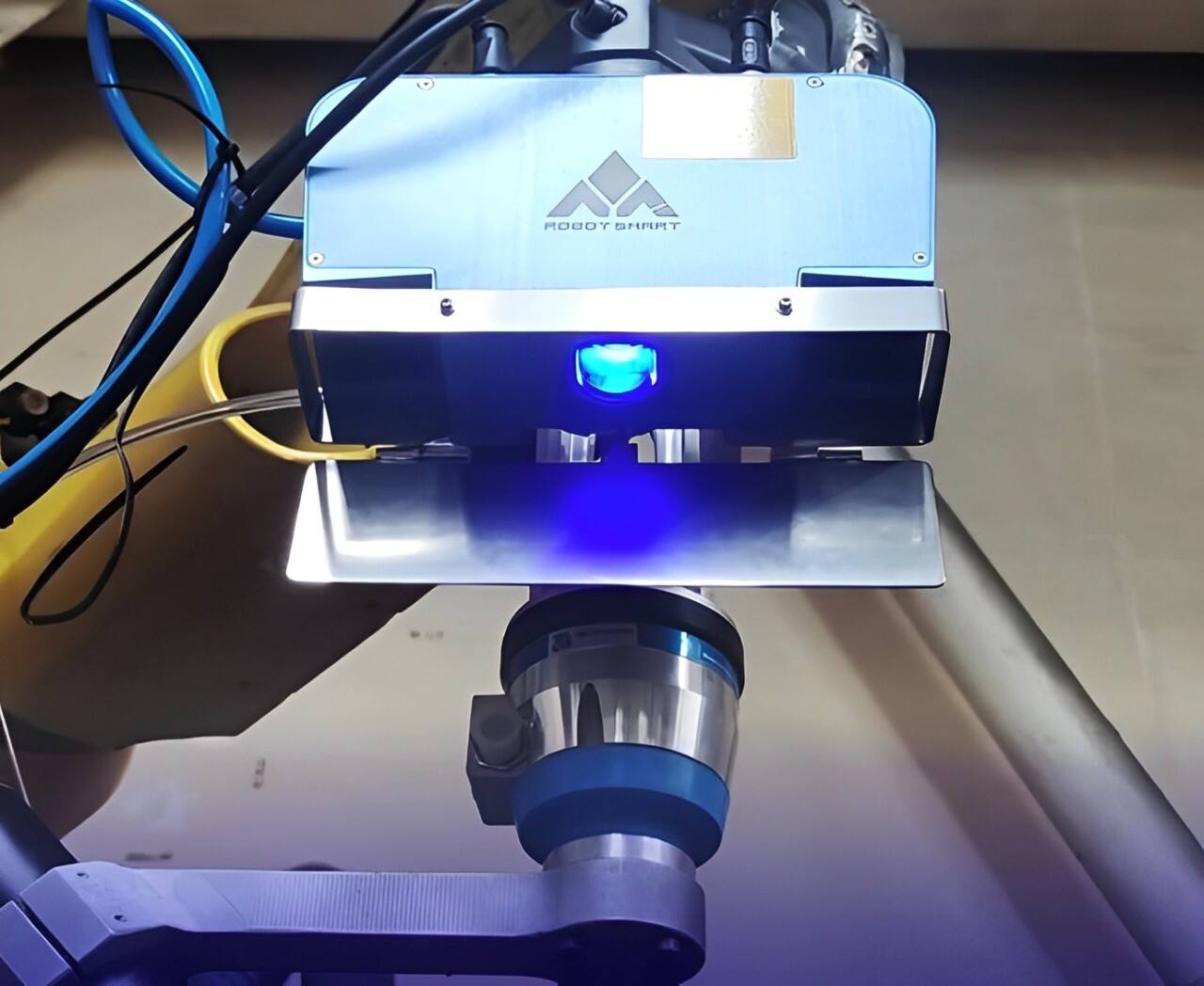 Robot intelligent application expert.