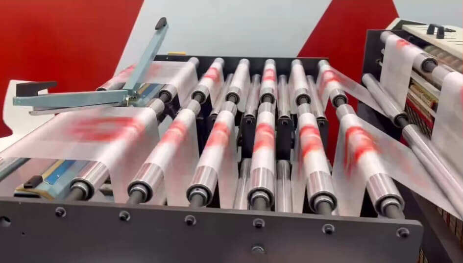 Details of t shirt bag making machine (1).jpg