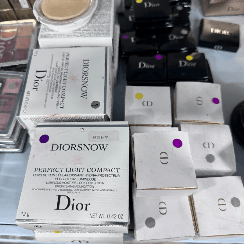 Expired Skincare Wholesale—Buy cosmetics wholesale now from top beauty brands. Order Bulk Chanel, MAC, Maybelline, Kerastase, Le Labo, La Roche Posay, Lancome, Dior etc.