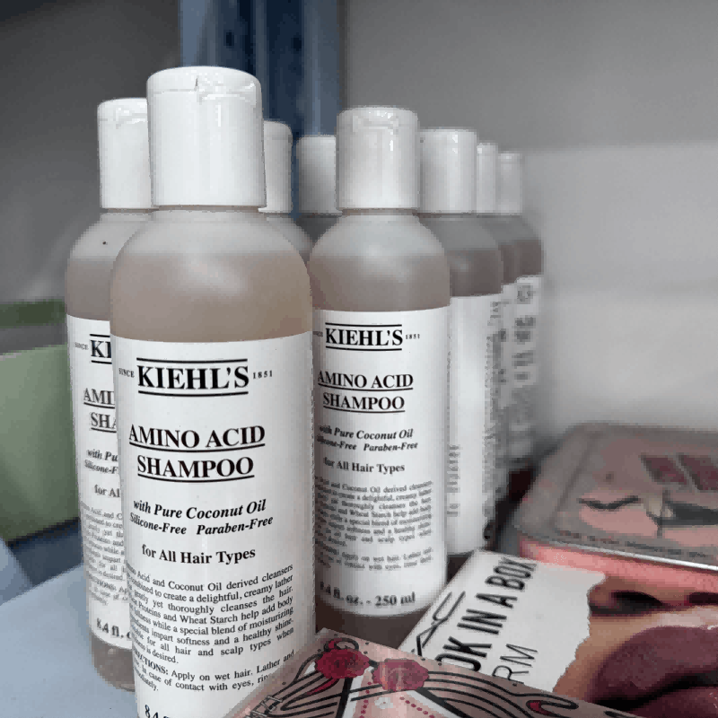 Expired Skincare Wholesale—We offer a variety of the original cosmetics products at wholesale price that are best for all skin types