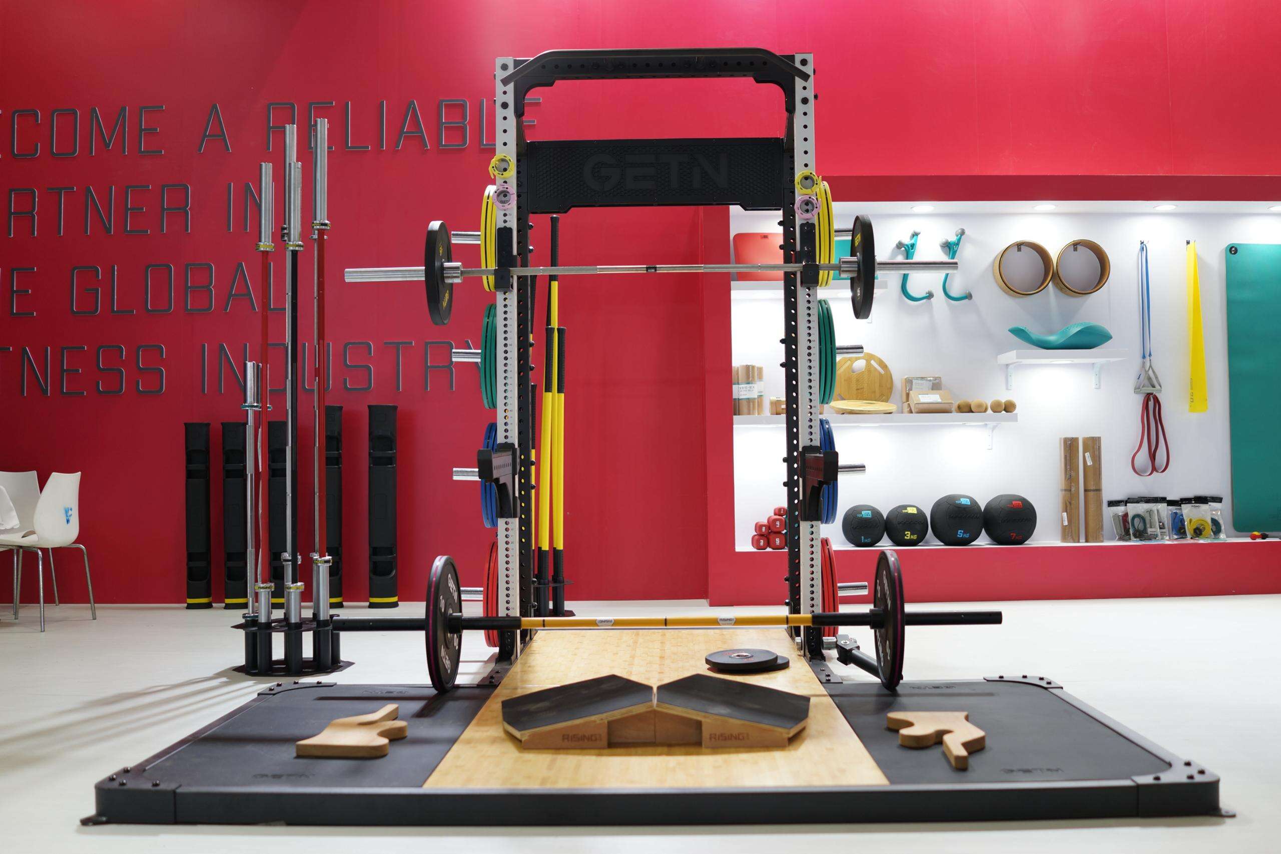 Seguridad primero, siempre: Verificaciones esenciales de cumplimiento y mantenimiento para equipos de gimnasio comerciales