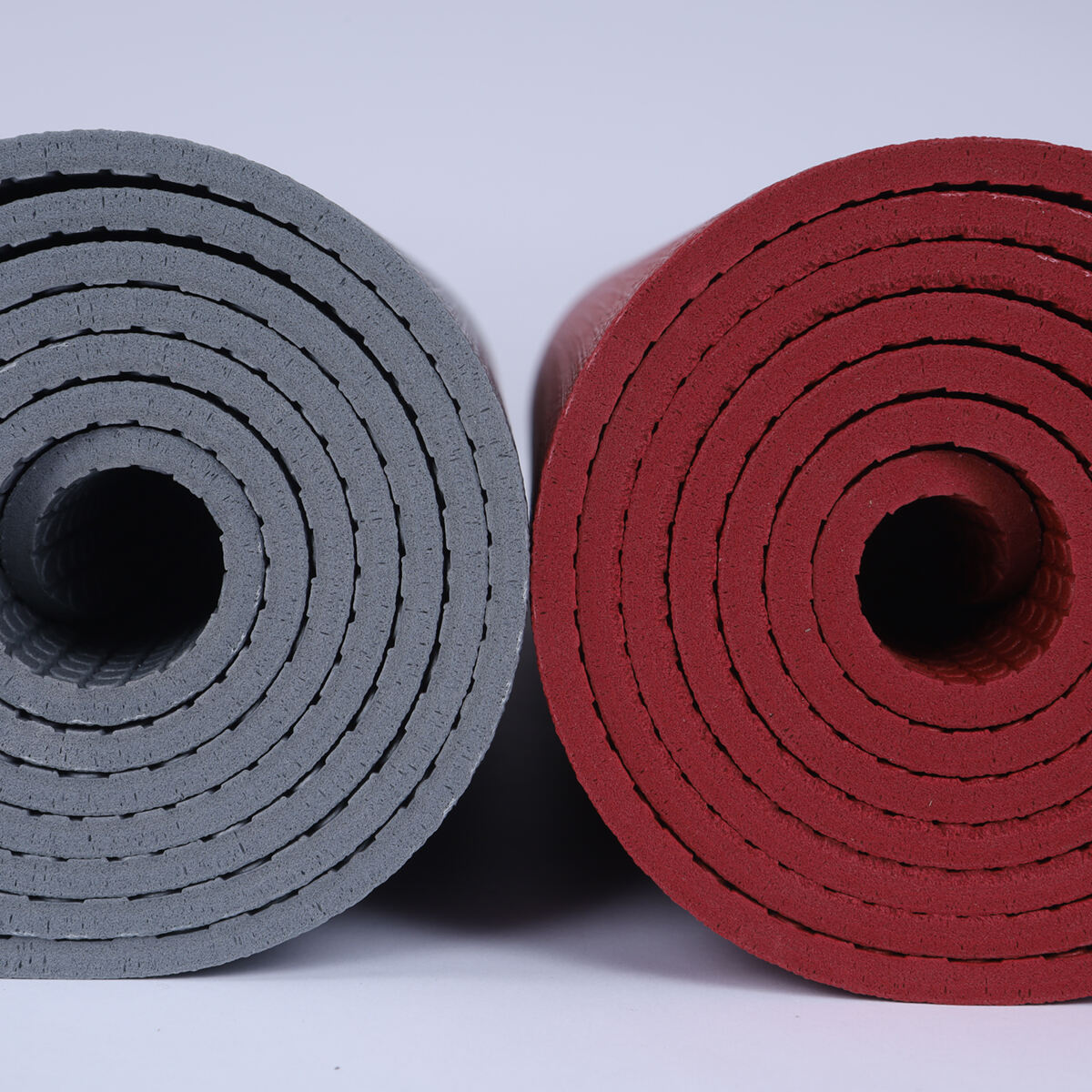 Como Limpar e Manter Tapetes de Ioga em Atacado: Reduzindo Custos Operacionais da Academia