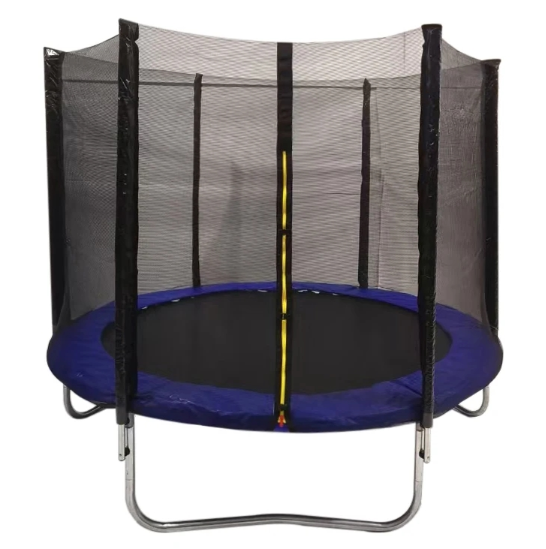 Jak zlepšuje ochranný obal trampolíny bezpečnost při komerčním použití?