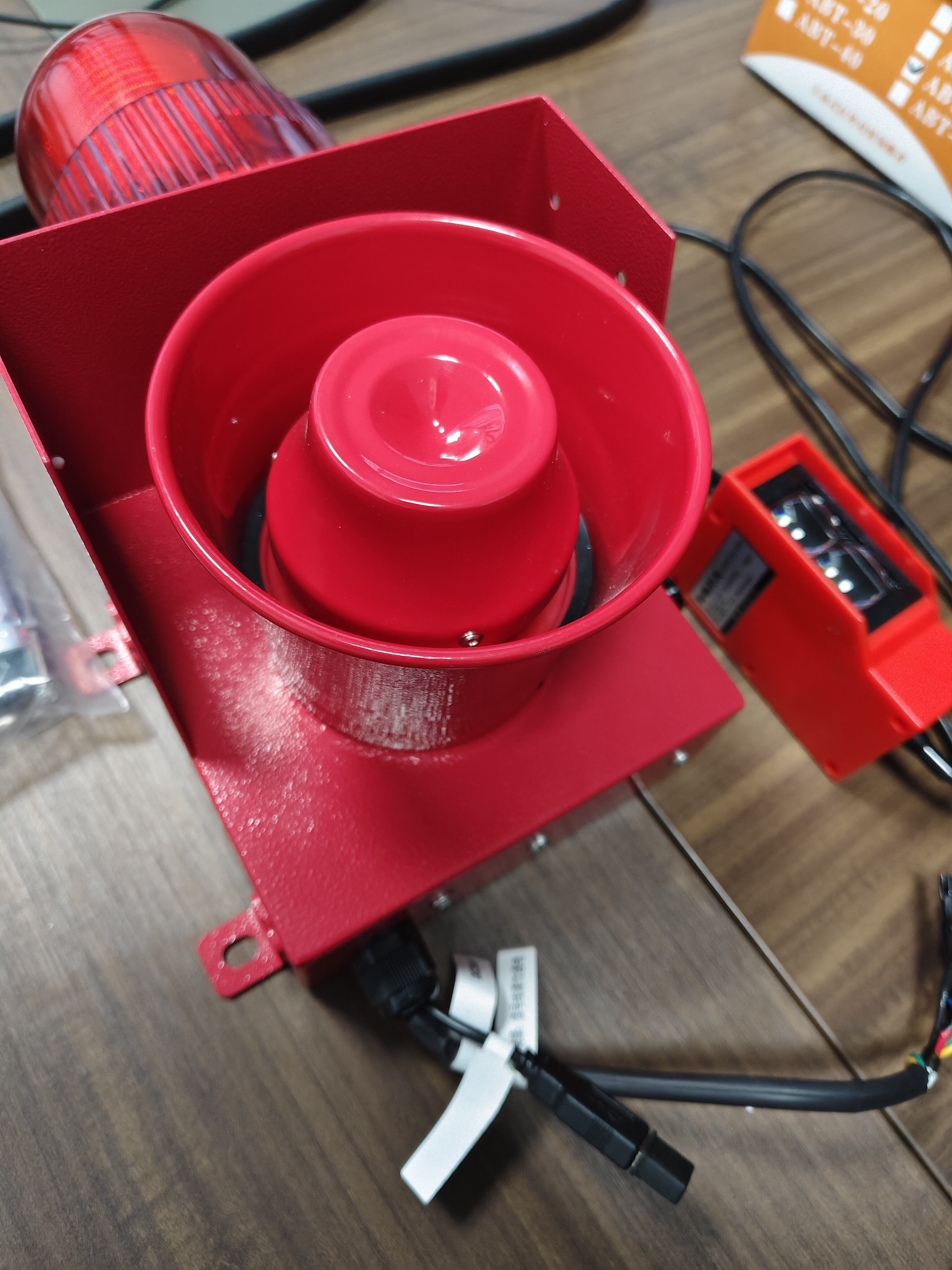 Haladó Szinkronizálási Technológia