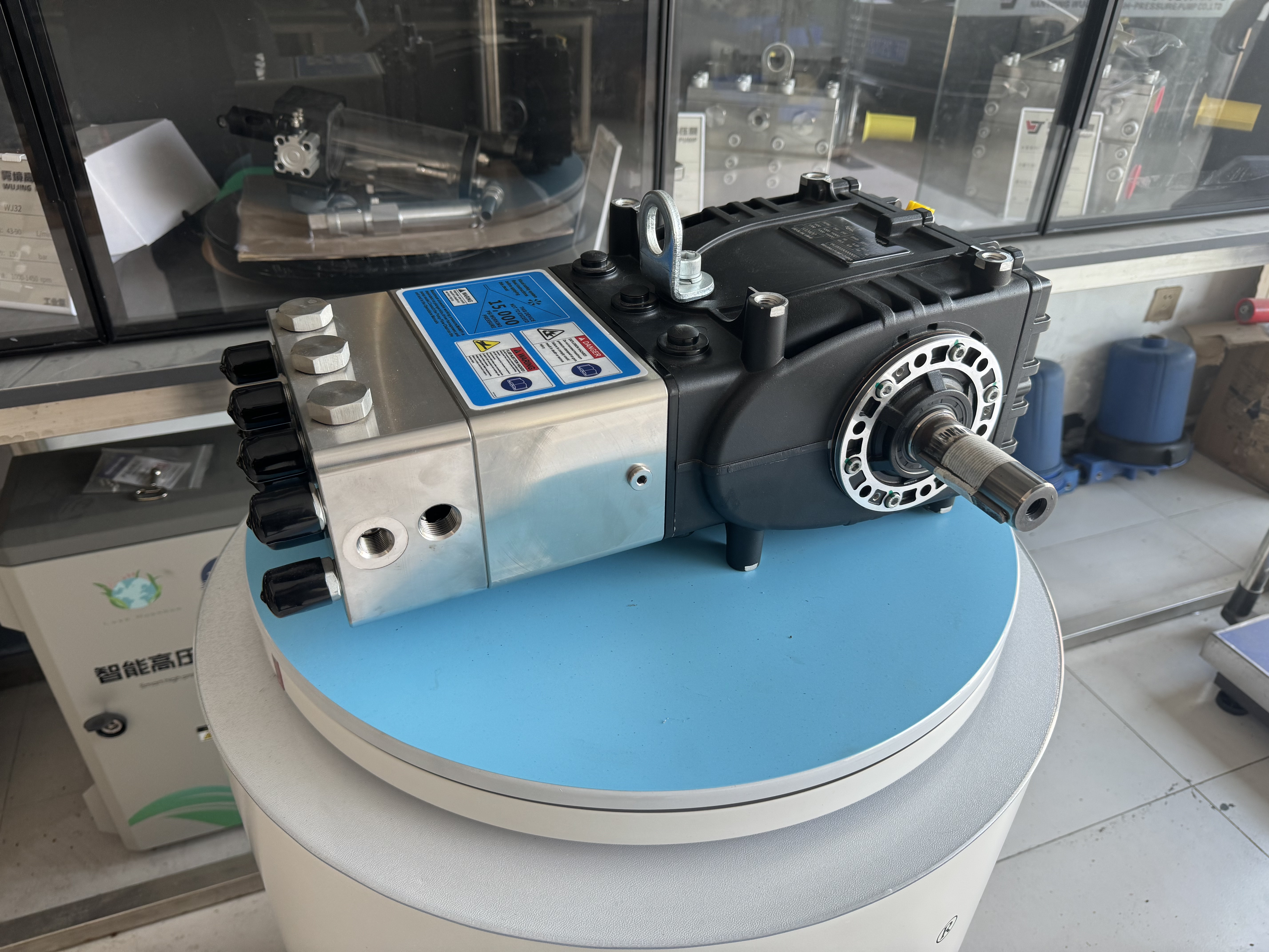 Öka produktiviteten med vår högpresterande tryckvattenpump