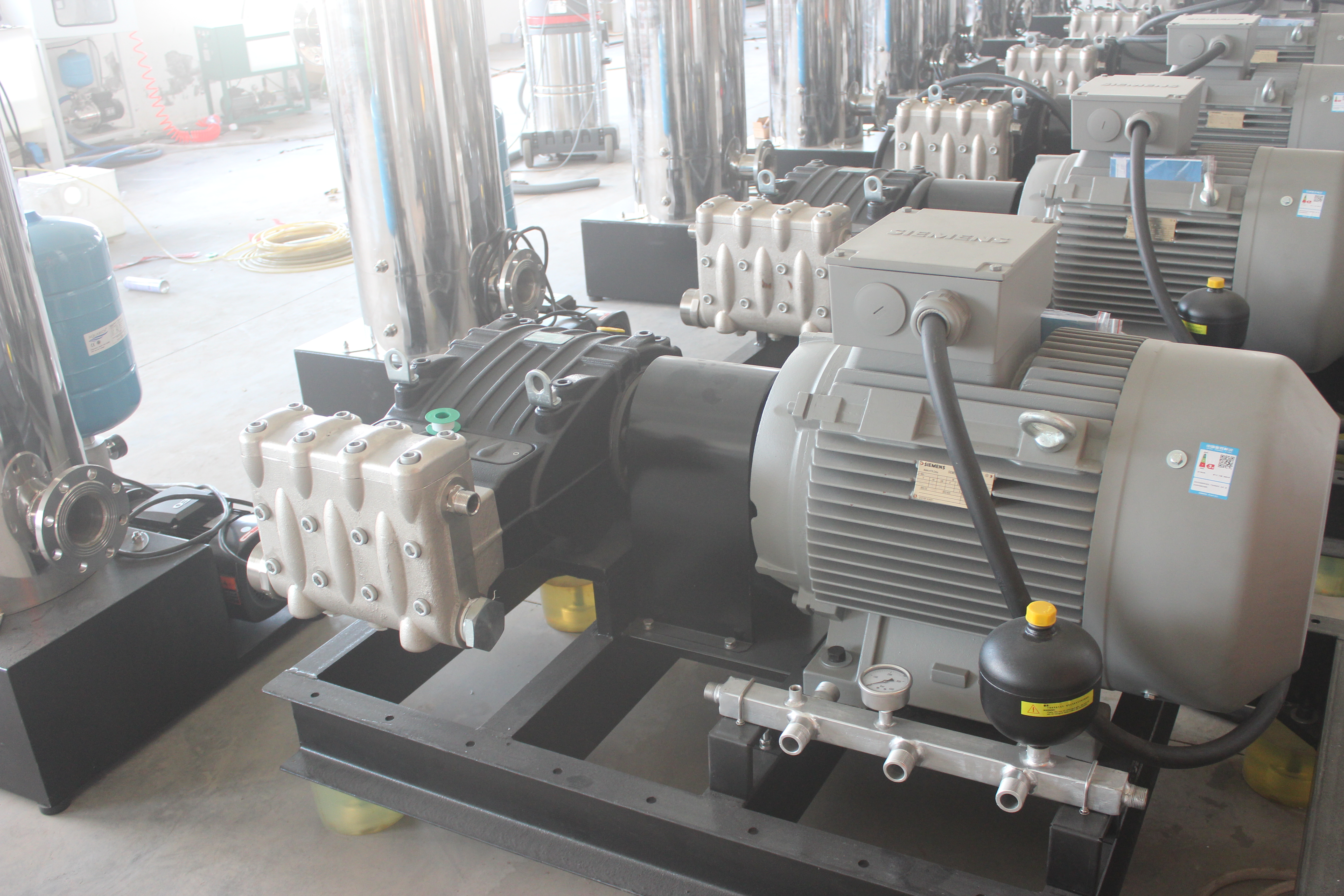 Hållbar och långlivad vattenpump för kommersiella applikationer