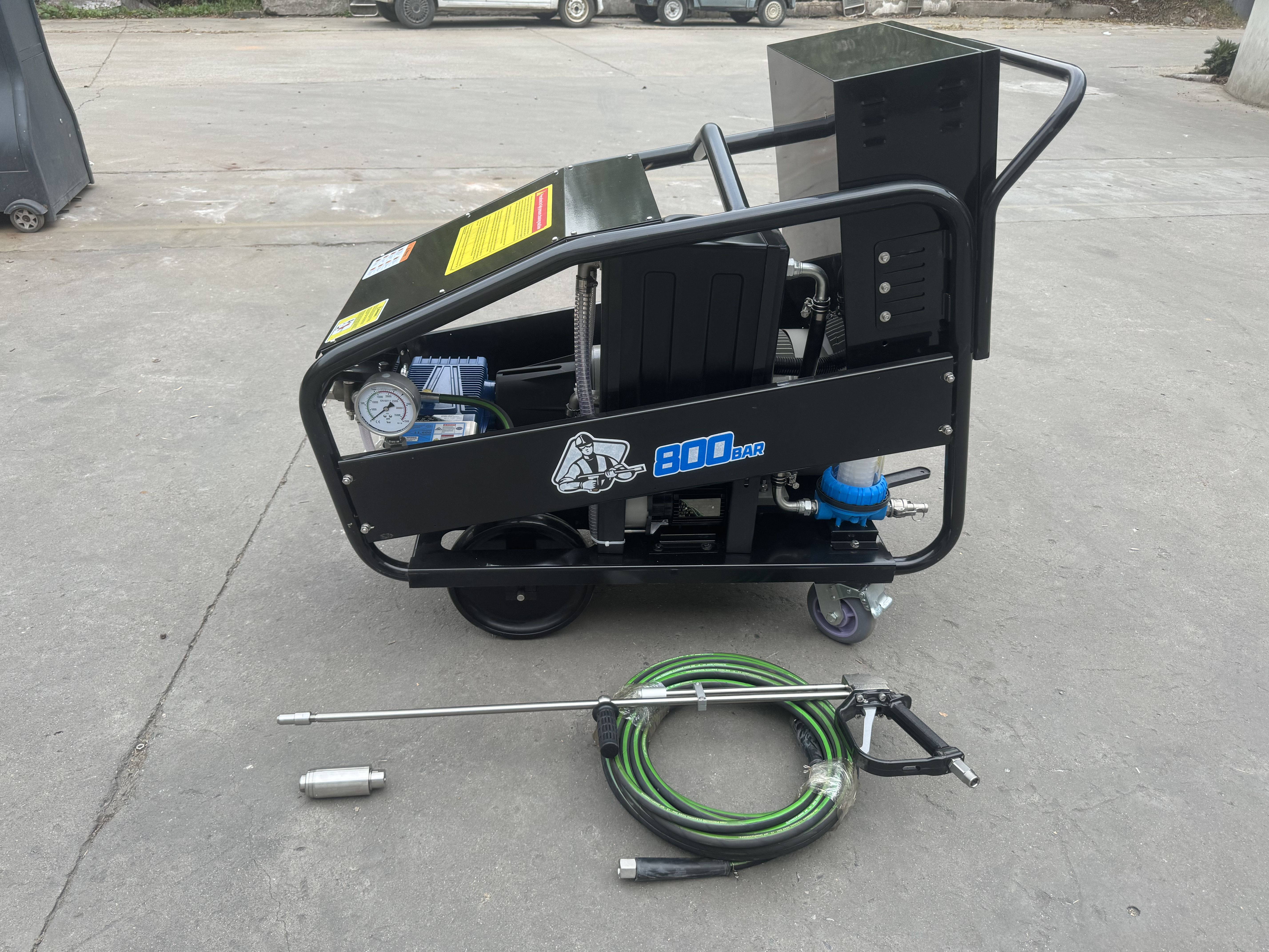 Commercial-grade pressure machines for effective and thorough cleaning applications