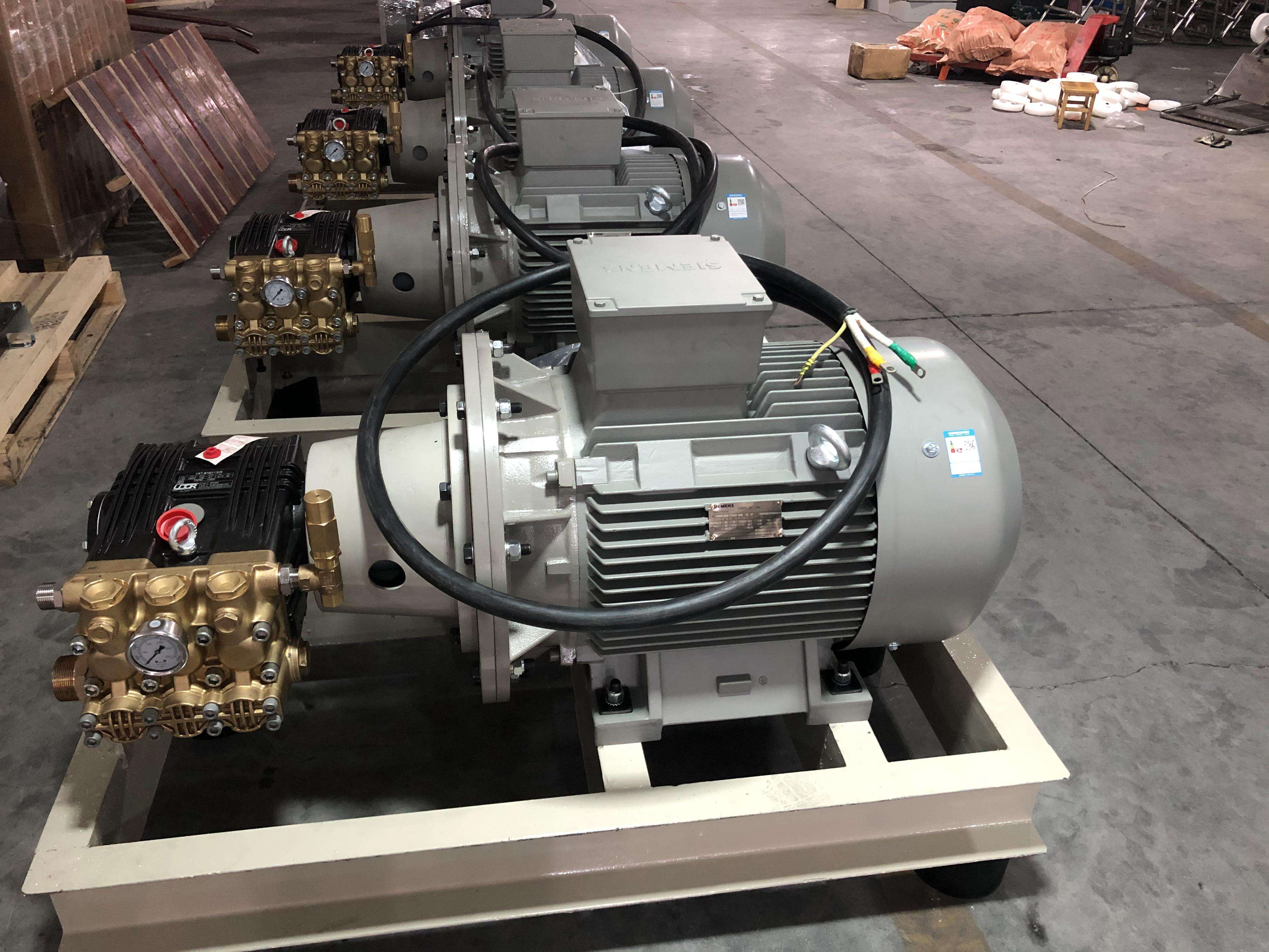 Komercyjna myjka ciśnieniowa, niezawodna i zaprojektowana do wydajnej pracy