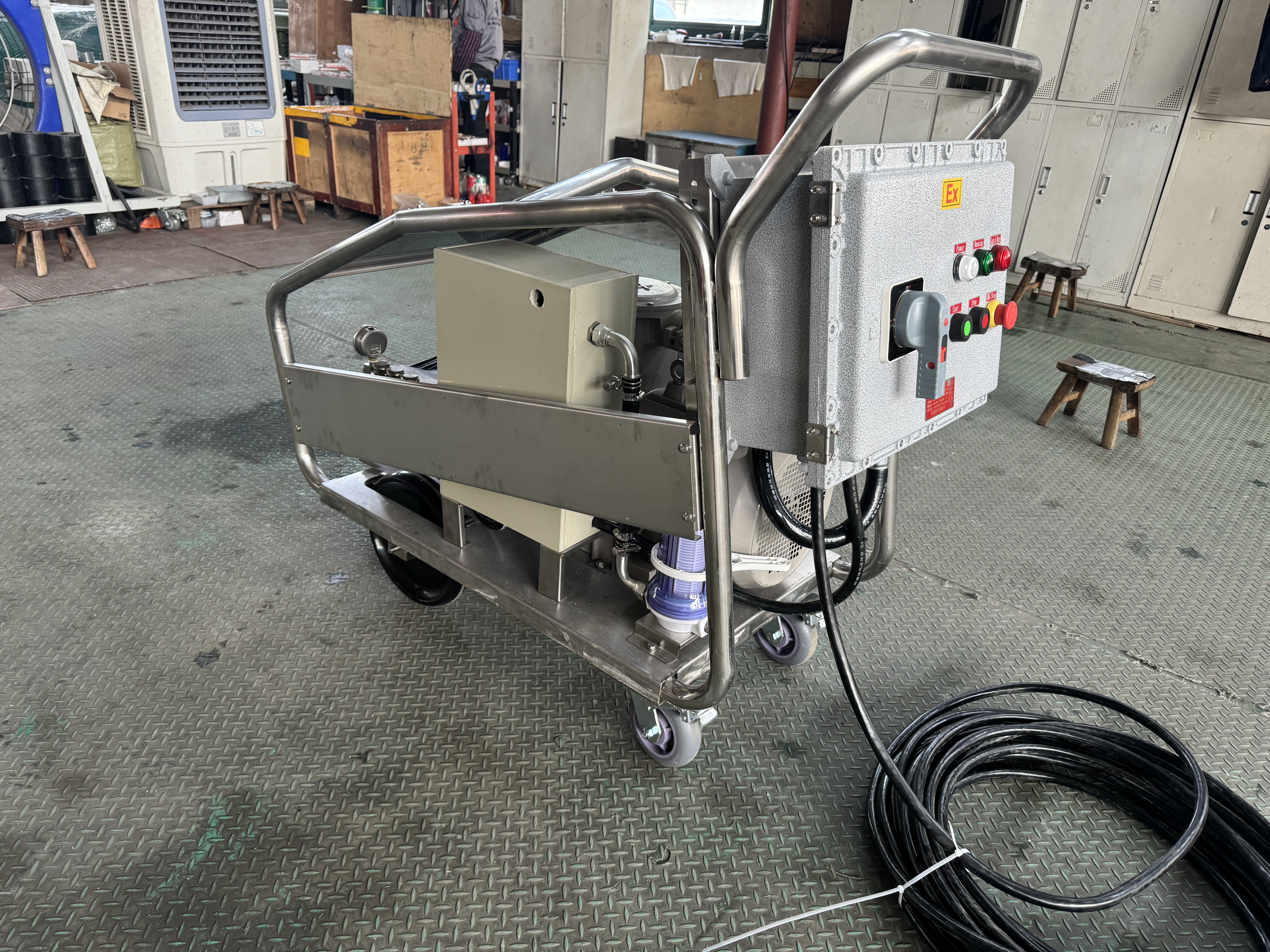 Steigern Sie die Produktivität und sparen Sie Zeit mit unseren Hochdruckreinigern