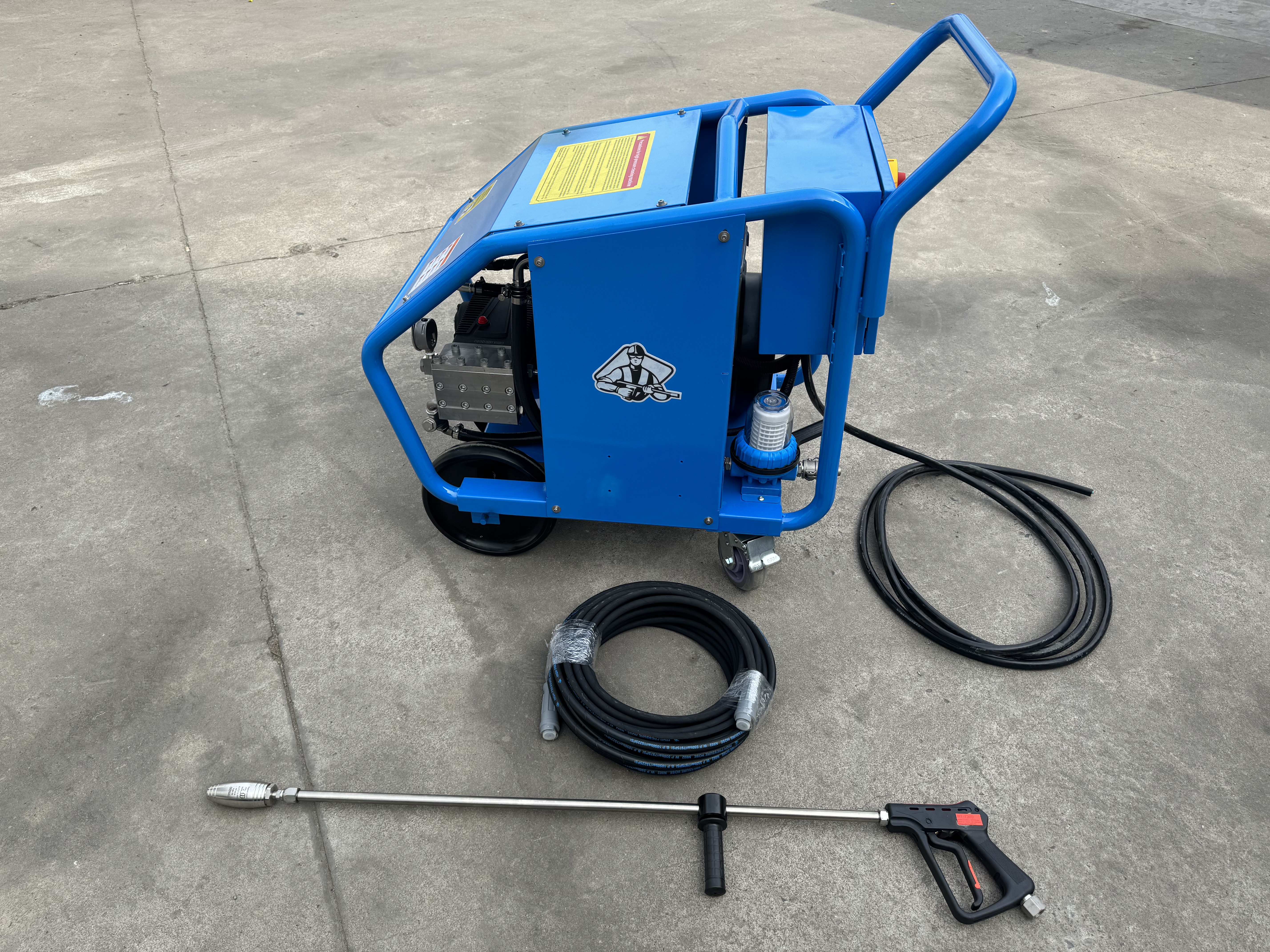 Boost your productivity and efficiency with our high-quality electric pressure washer