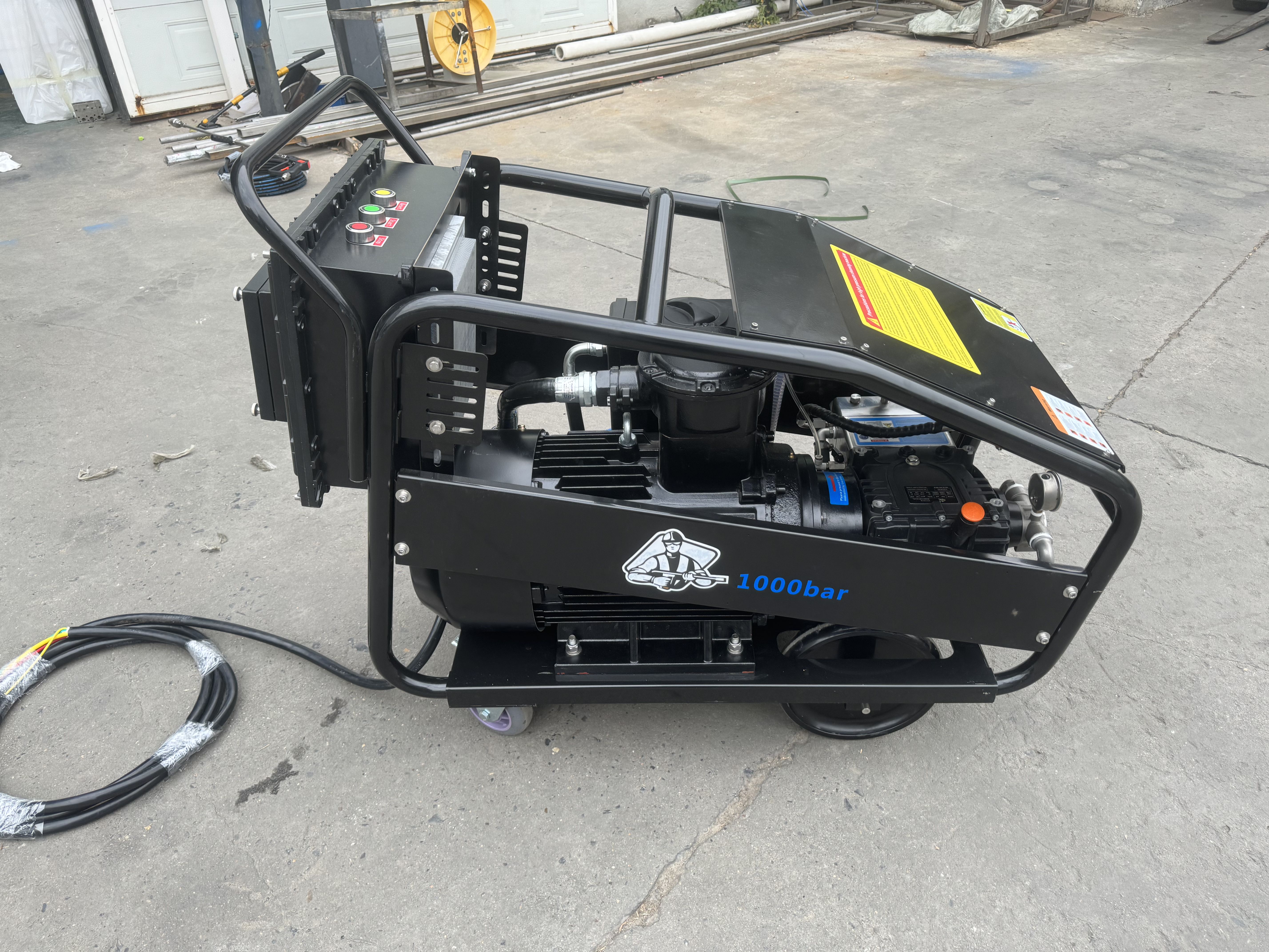 Heavy duty power washers for heavy jobs and high-end cleaning tasks