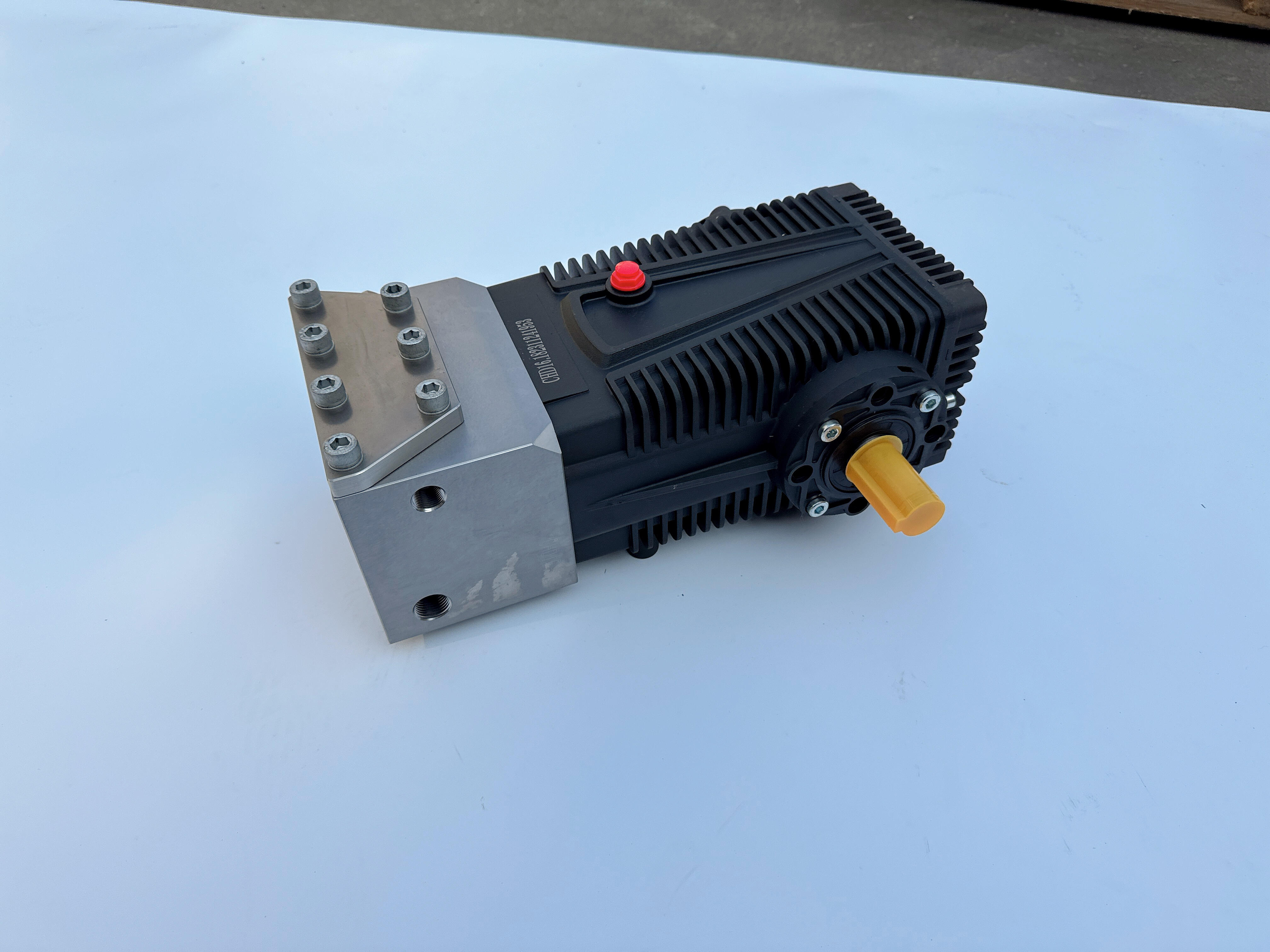 Opt for the best results and value, select our high pressure cleaner pump: