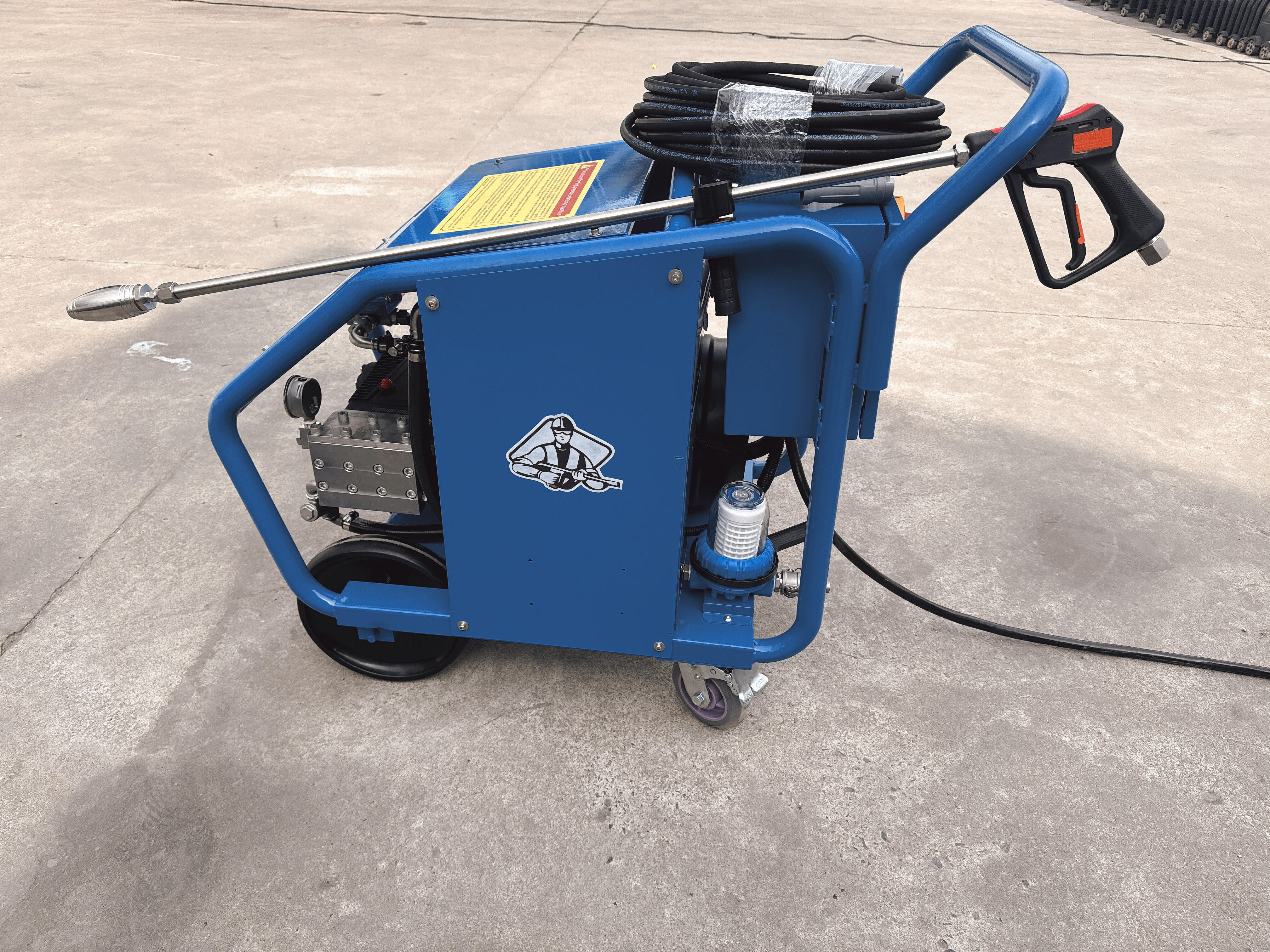 Feel the Difference with our Electric Pressure Washer series