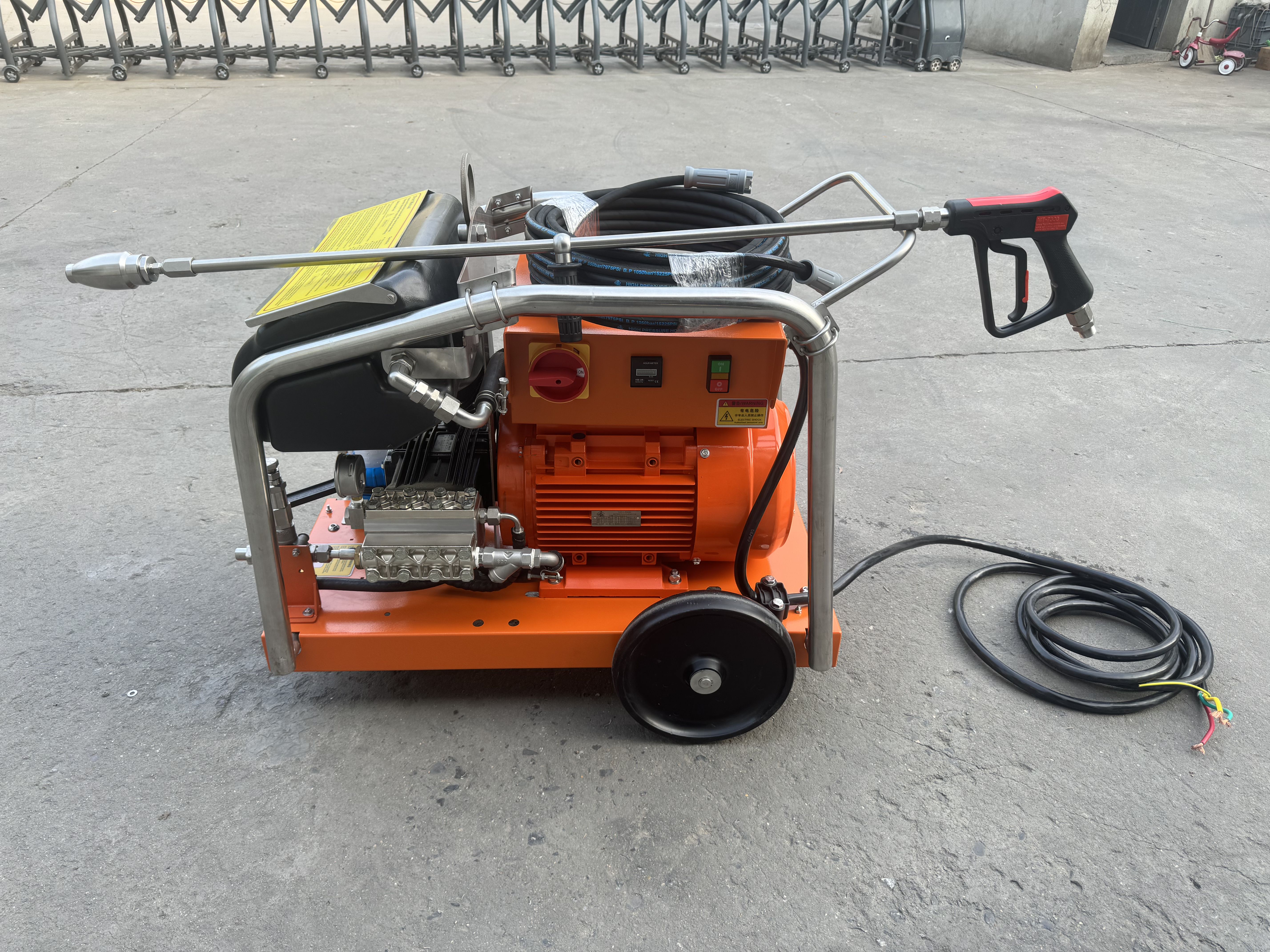 Raised cleaning standards are easy to achieve with our high pressured yet user-friendly jet washers.
