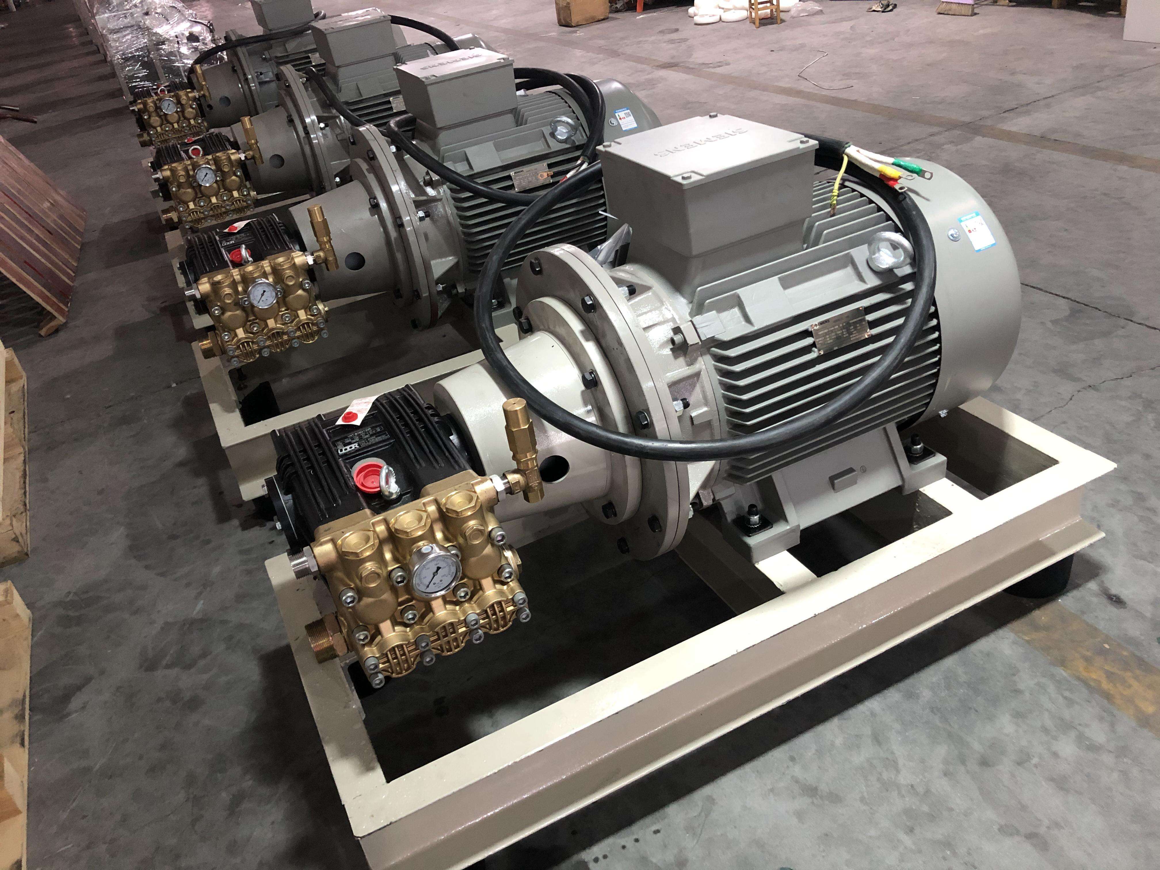 Improve productivity with our high-performance power washer pump