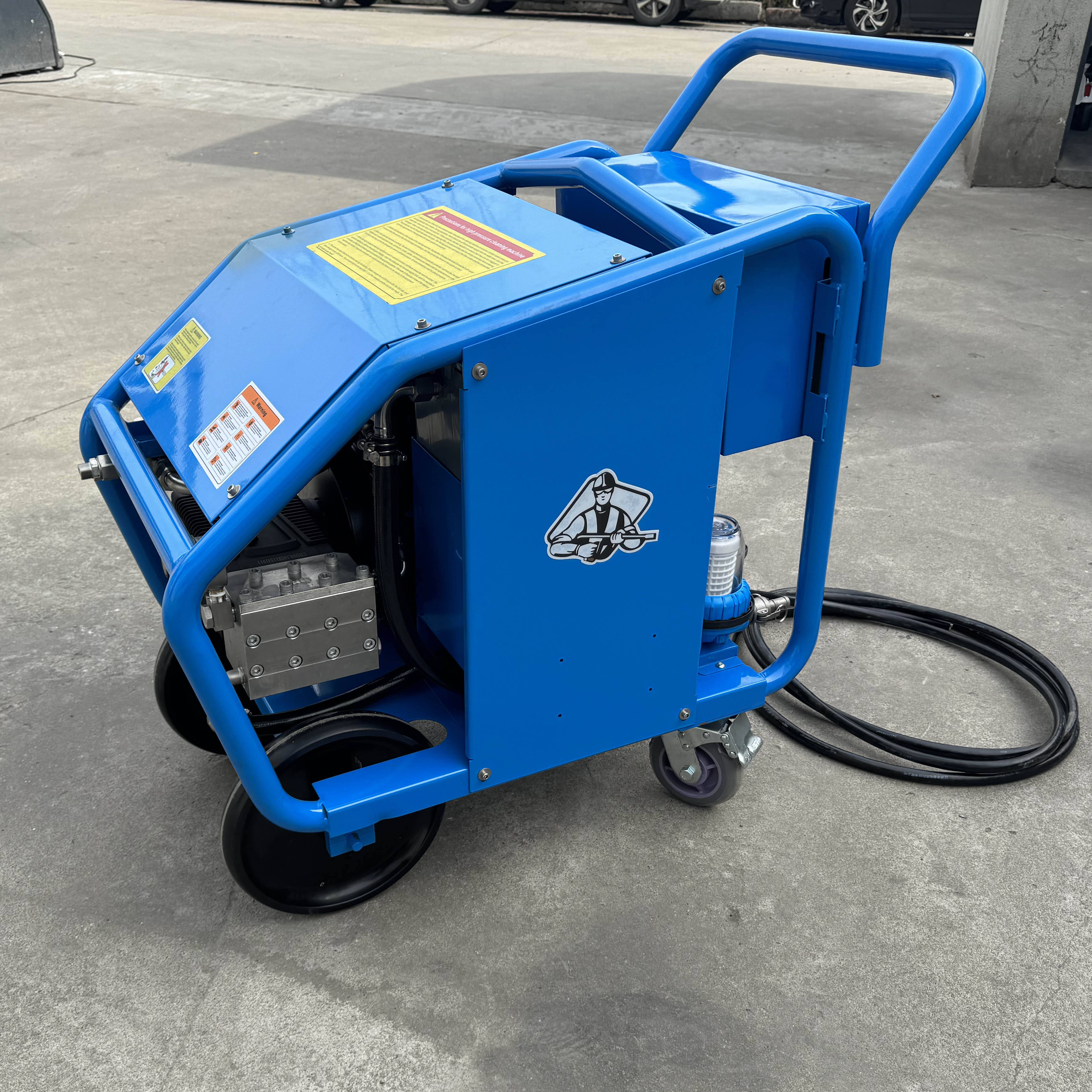 Stand out from the competition with our durable and cost-effective jet washer