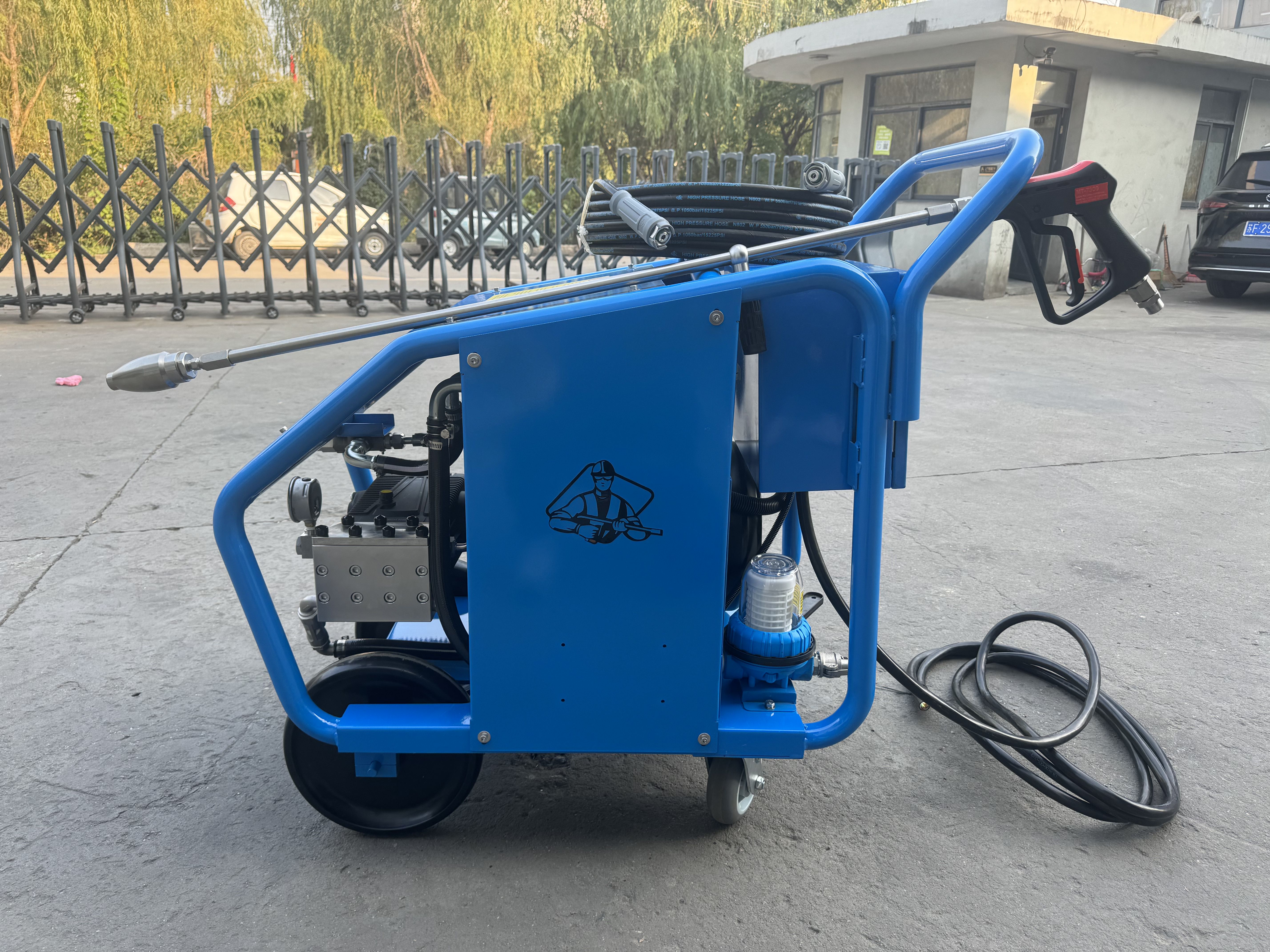 The detailed work while also getting fast results in terms of accuracy control: