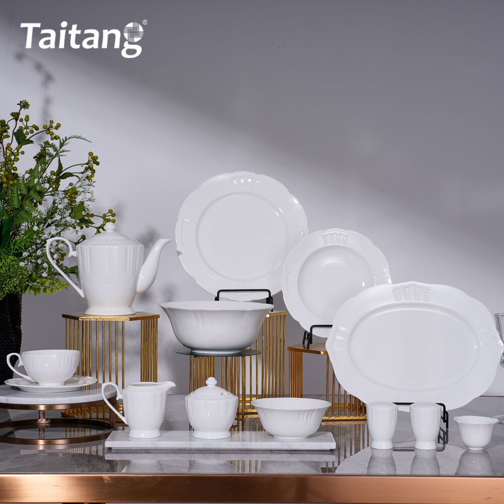Crown Porcelain Tableware Set Elegant White Ceramic Dinnerware Set for Luxury Hotels & Fine Dining