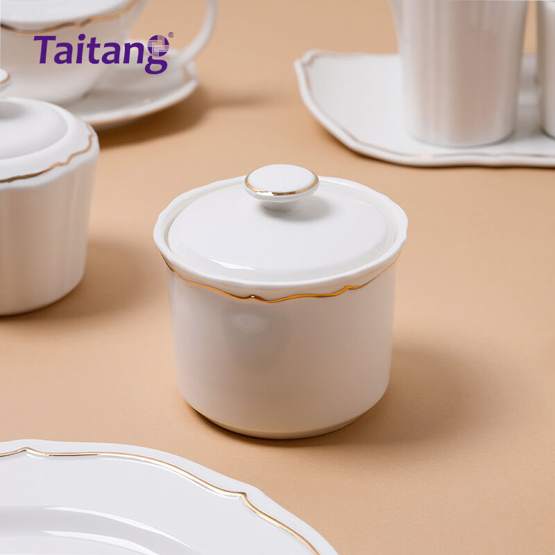 Koleksi Alat Makan Porselin dengan Tepi Emas Bergaya Bunga – Set Alat Makan Porselin Putih untuk Hotel Bintang Lima & Jamuan Formal