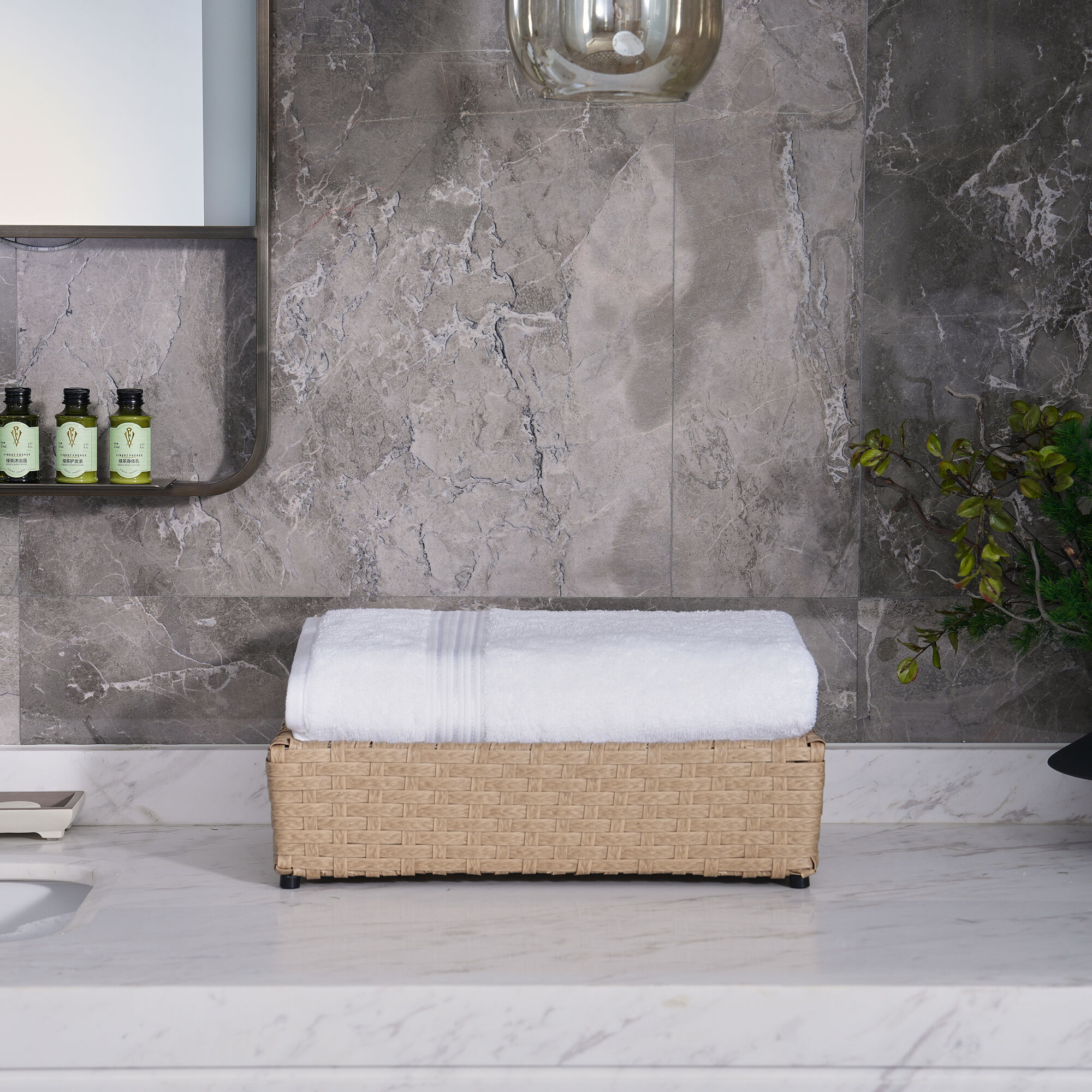Luxury Hotel Bath Towels 100% Cotton 16S Thick Hotel Towels with Bright Silk Bubble Satin Border