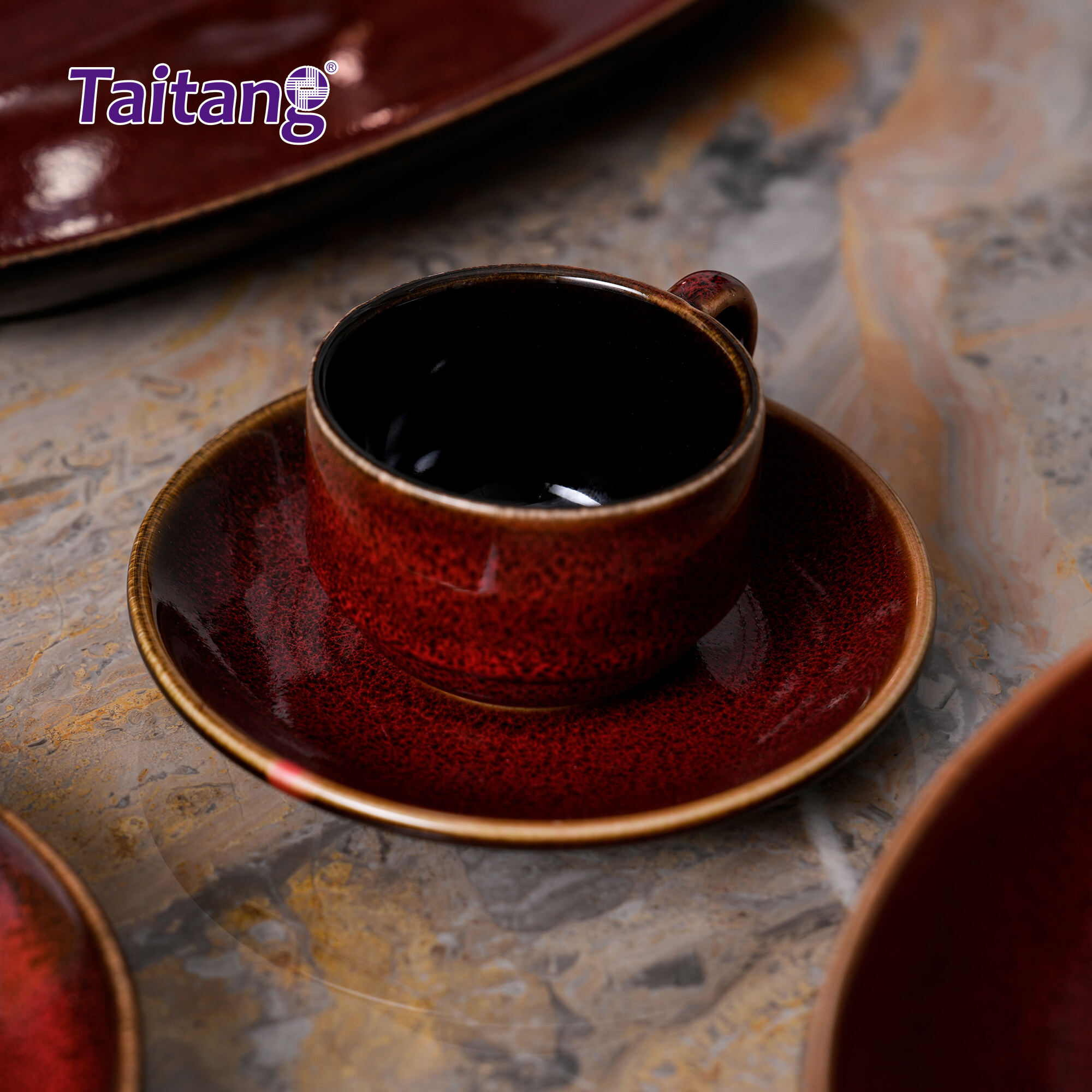 Crimson Modern Dinnerware Sets Red Luxury Geometric Porcelain Dining Sets for High-End Hotels & Restaurants