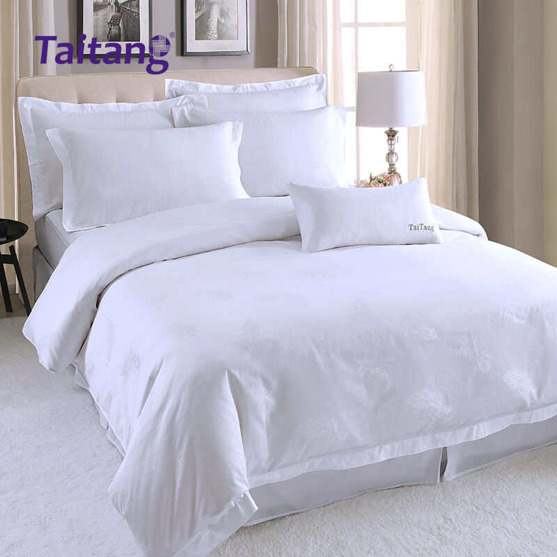 Set Tempat Tidur Mewah Hotel Berbahan Katun dengan Motif Bulu Jacquard 300T, Termasuk Sarung Selimut, Seprai Datar, dan Sarung Bantal