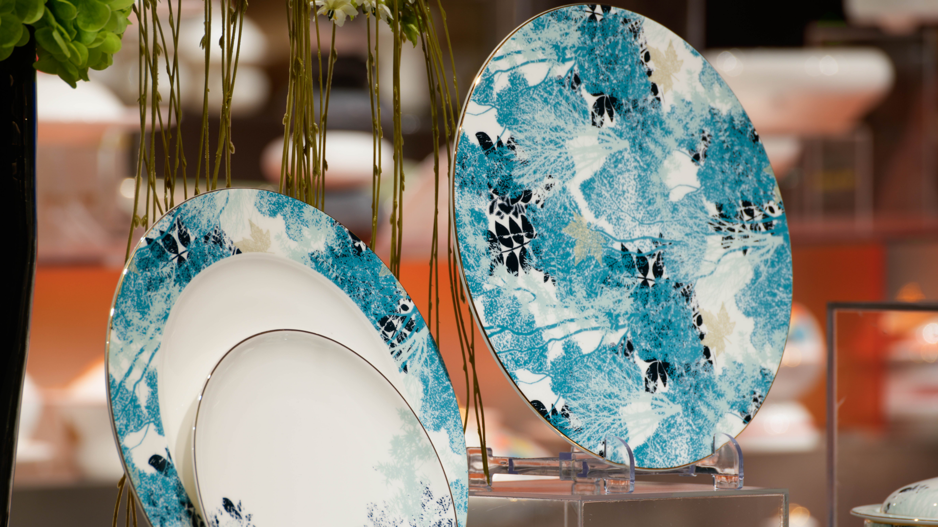 How to Choose the Best Color-Glazed Ceramic Dinnerware for Hotel or Restaurant?
