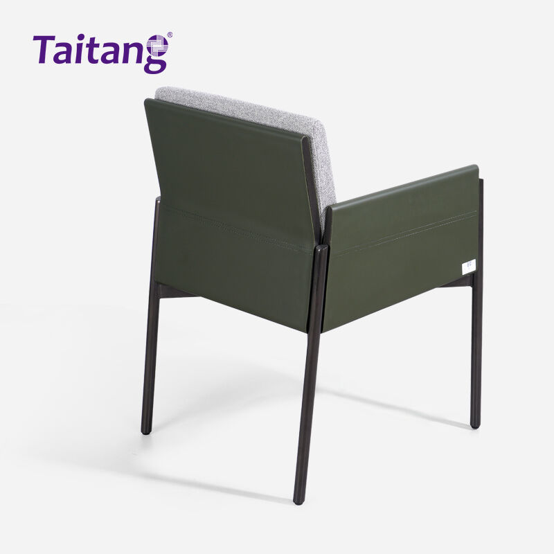 Luxury Modern Bar Chair Carbon Steel & Saddle Leather Lounge Seating for Boutique Hotels