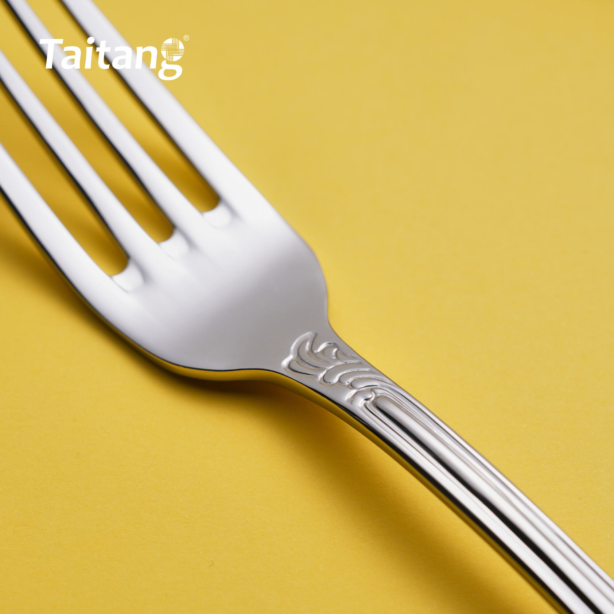 Royal Baroque Embossed Restaurant Cutlery Set 304 & 420 Steel Luxury Cutlery Set & Regal Table Accessories
