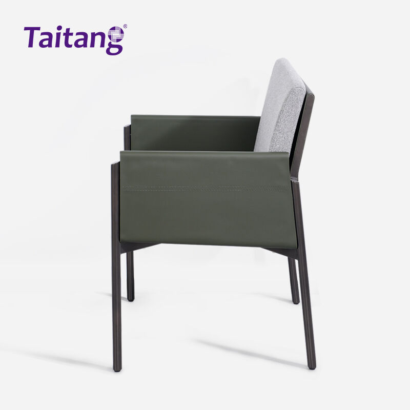 Luxury Modern Bar Chair Carbon Steel & Saddle Leather Lounge Seating for Boutique Hotels