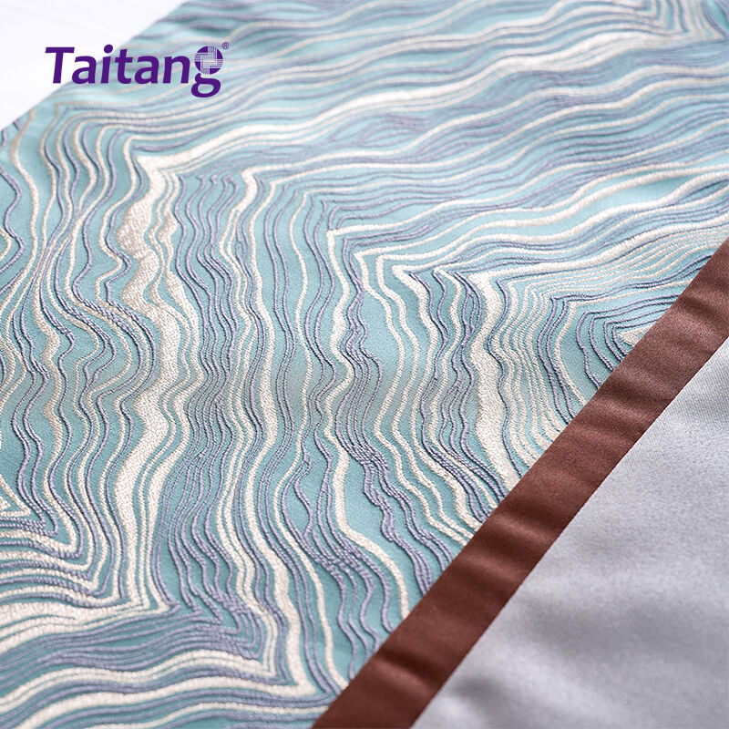 Modern Wave Pattern Hotel Bed Runner & Decorative Pillow Set Premium Hotel Bedding Manufacturers