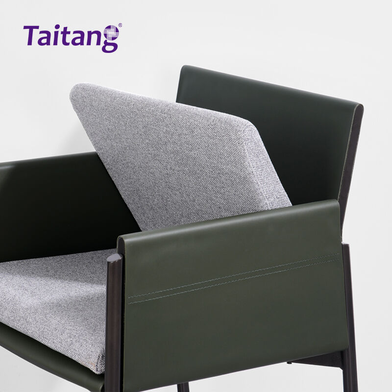 Luxury Modern Bar Chair Carbon Steel & Saddle Leather Lounge Seating for Boutique Hotels