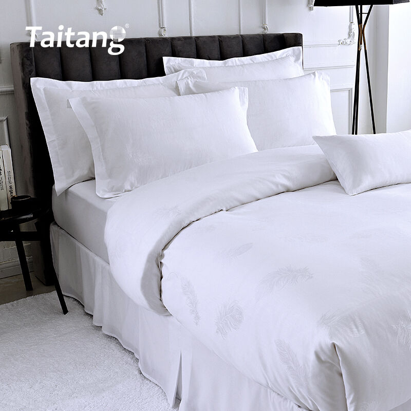 Set Tempat Tidur Mewah Hotel Berbahan Katun dengan Motif Bulu Jacquard 300T, Termasuk Sarung Selimut, Seprai Datar, dan Sarung Bantal