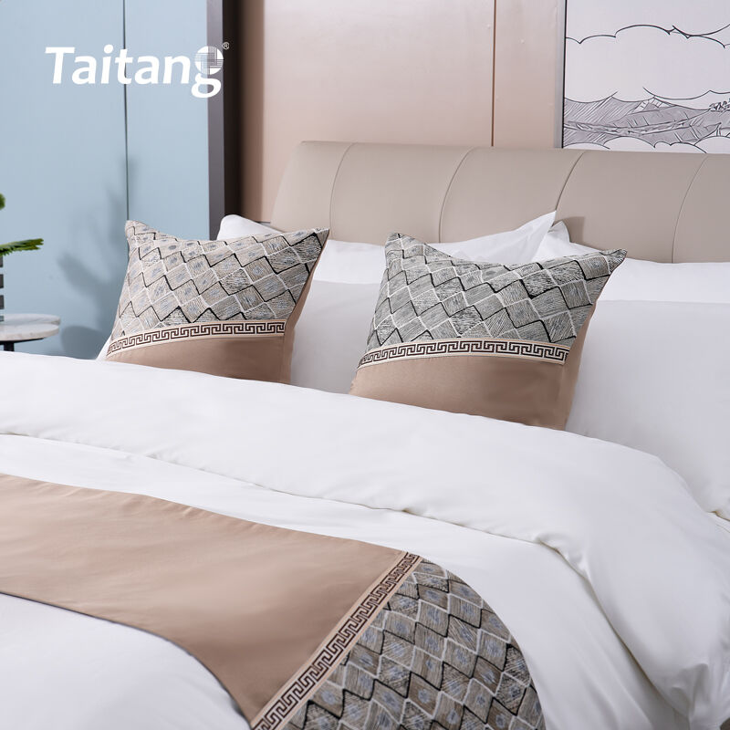 Geometric Jacquard Bed Runner & Decorative Pillow Set Premium Hotel Bedding Manufacturers