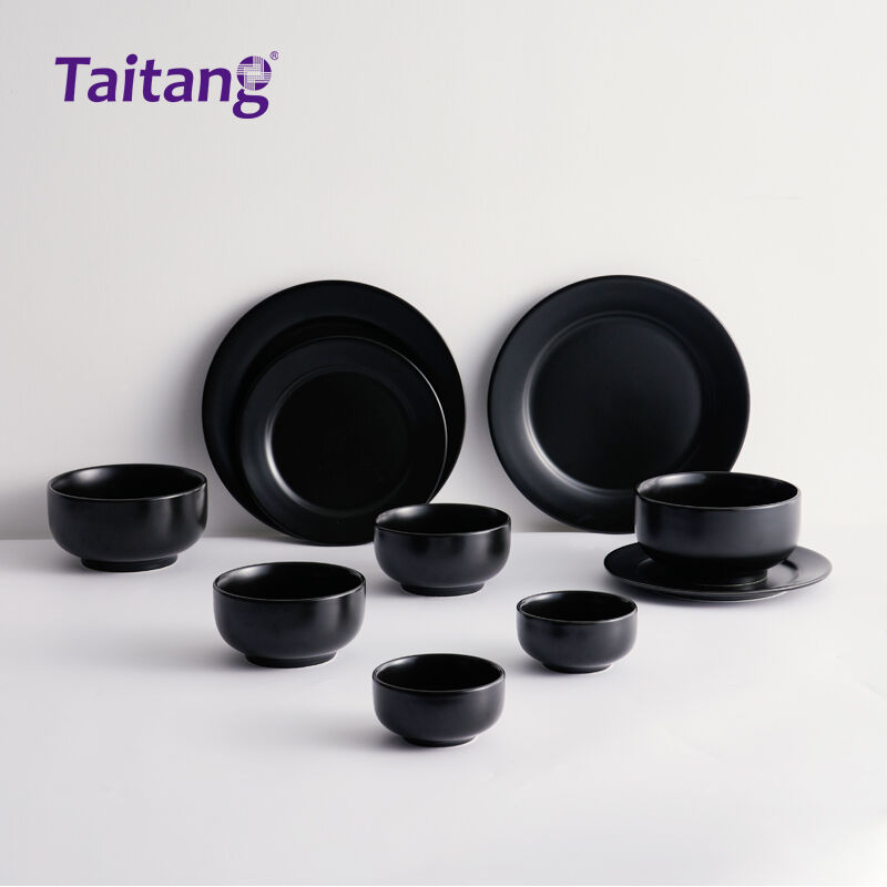 مجموعه ظروف غذایی سرامیکی با سبک ژاپنی و روکش مشکی مات