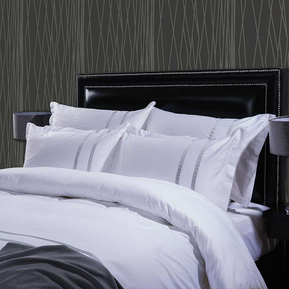 Revolutionary Memory Foam Technology with Adaptive Support