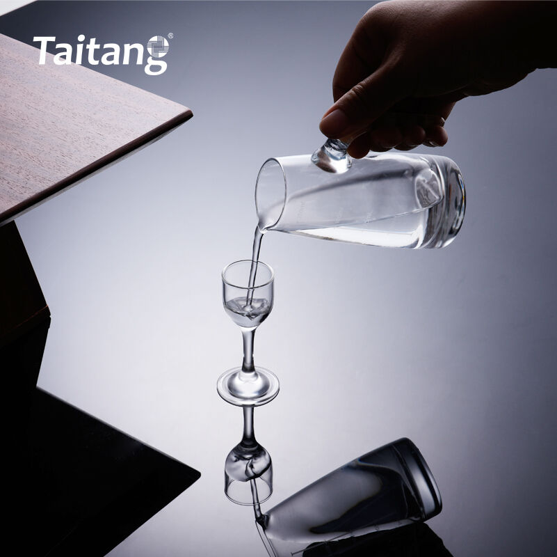 16ml Elegant Chinese Baijiu Glass Small Liquor Glass for Fine Dining & Hotels